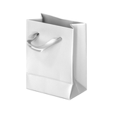 (010995) BOLSA DE PAPEL COLOR PLATA CON LISTÓN (6X8X3.5 CM) MINI