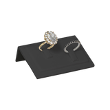 (086022) Exhibidor de PVC para argollas color negro (7.5X5X2.5cm)