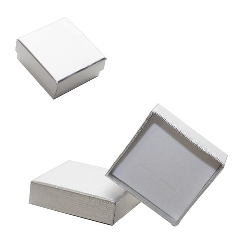 (020331) Caja lisa, color plata para cadena, aretes y anillo (10 x 9 x 2.5 cm)