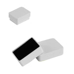 031317 (260BN) Estuche de plástico blanco con inserto negro para broquel paq con 50 estuches  (4.2 x 3.2 x 2 cm)
