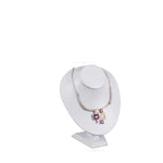 050151 (16B) Cuello de vinil color blanco (14.5 x 19 cm)